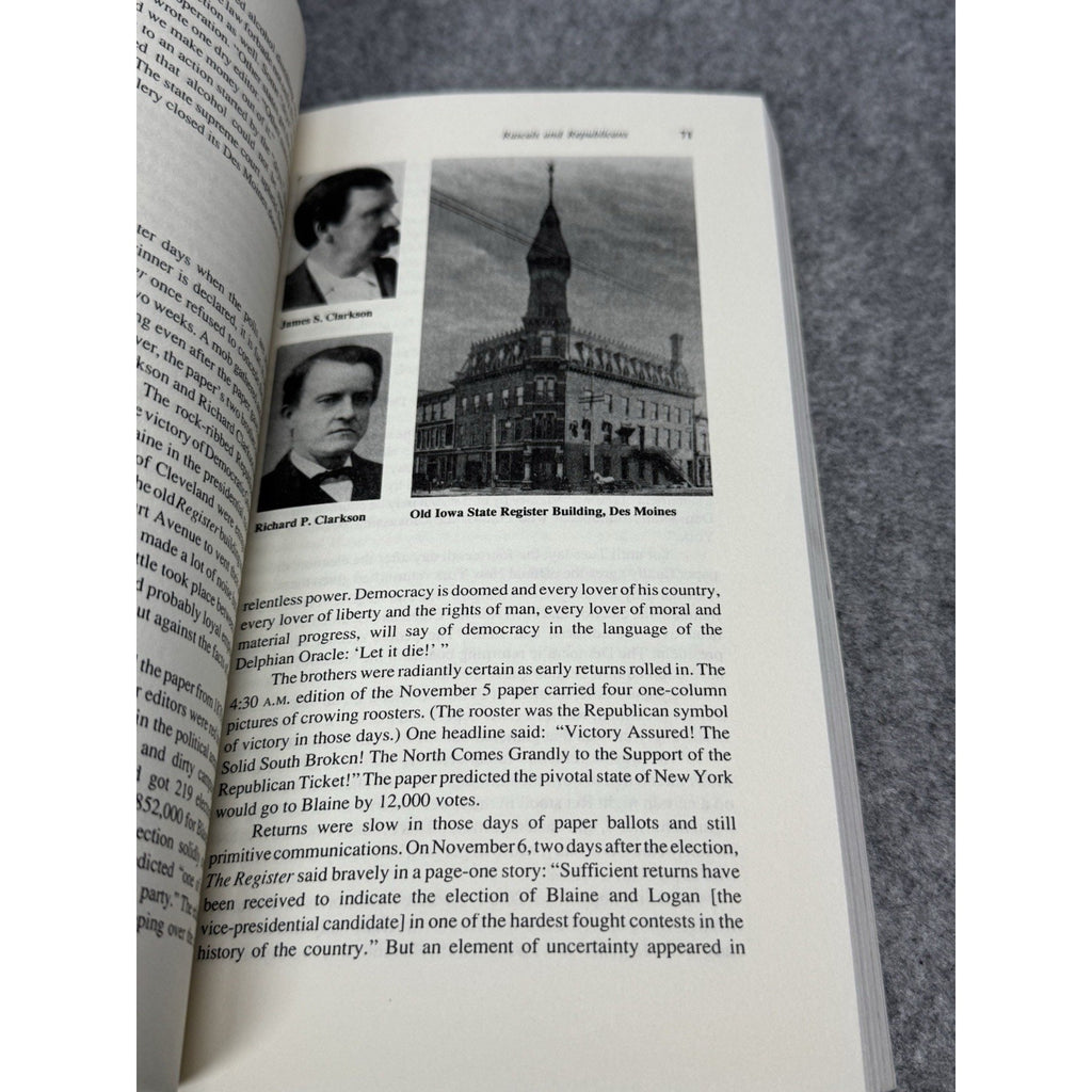 Looking in Windows George Mills 1991 First Edition Old Des Moines Iowa History