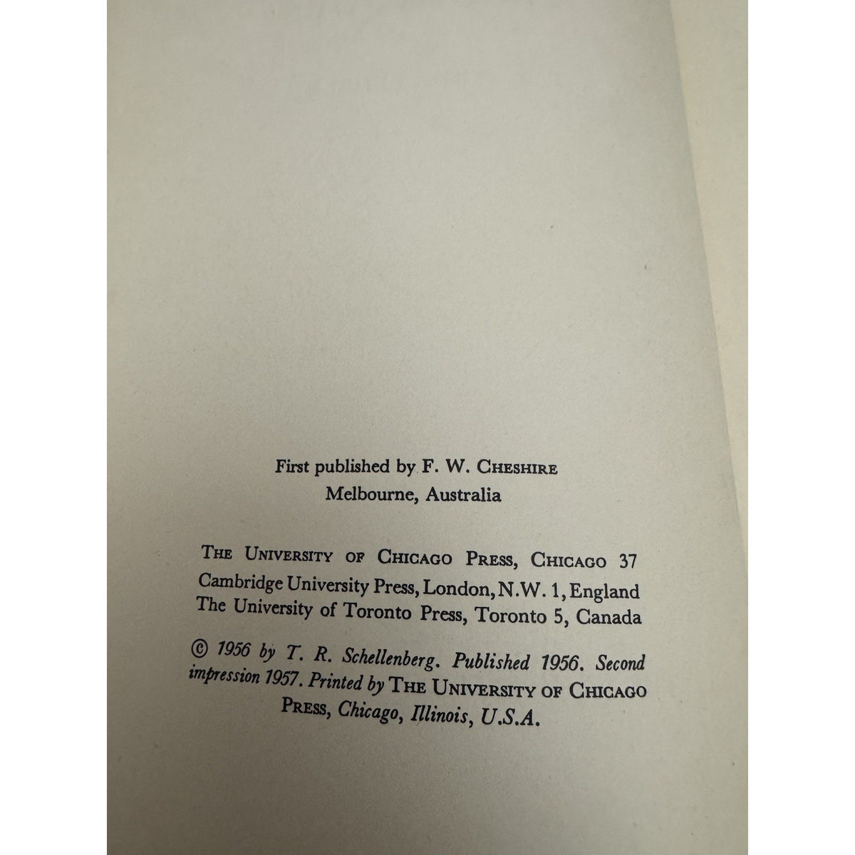 1957 Modern Archives Principles & Techniques T R Schellenberg HC Chicago