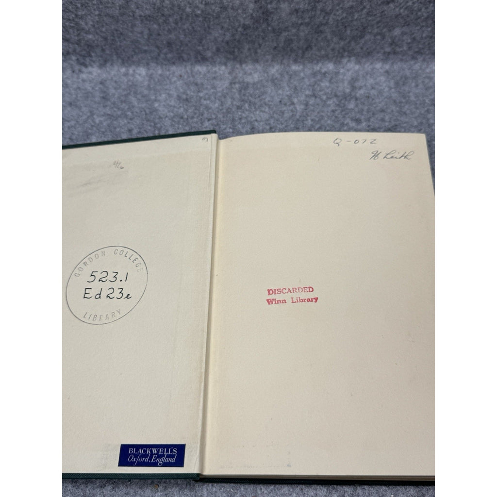 1933 The Expanding Universe Arthur Eddington 2nd Impression Einstein Cosmology