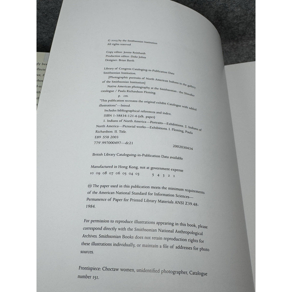 2003 Native American Photography at the Smithsonian Shindler First Edition DJ