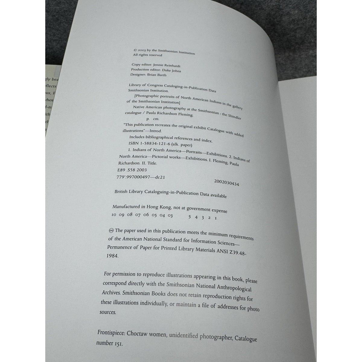 2003 Native American Photography at the Smithsonian Shindler First Edition DJ