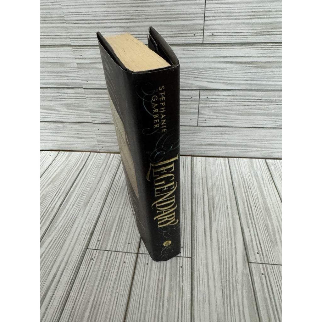 Legendary Stephanie Garber 2018 1st Ed 1st Print HC/DJ Caraval