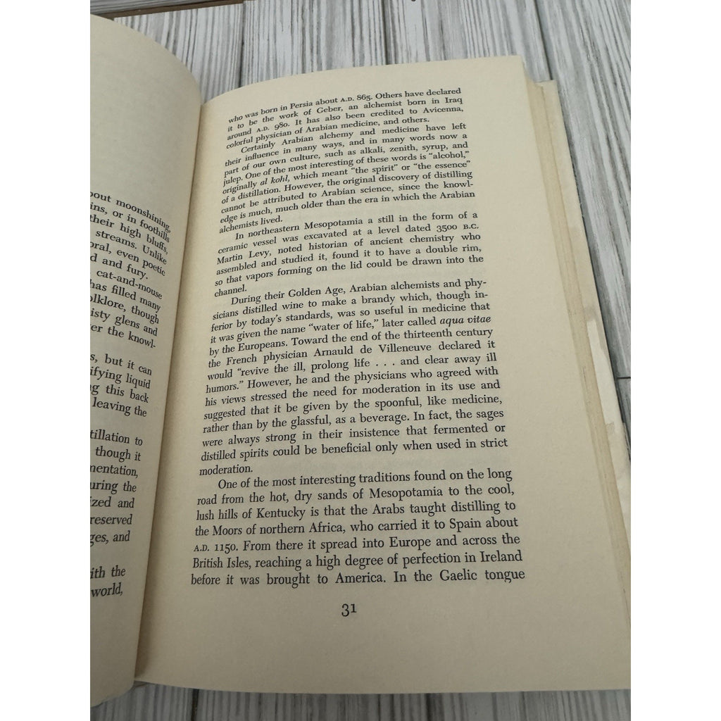 Moonshine Its History and Folklore Esther Kellner 1971 HC