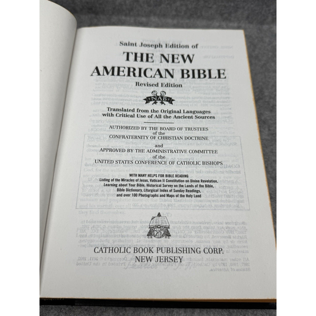 St Joseph New American Bible Revised Edition Large Type Illustrated Hardcover.