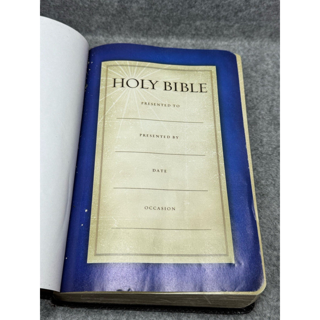 2006 NKJV Holy Bible Giant Print Red Letter Bonded Leather Thomas Nelson