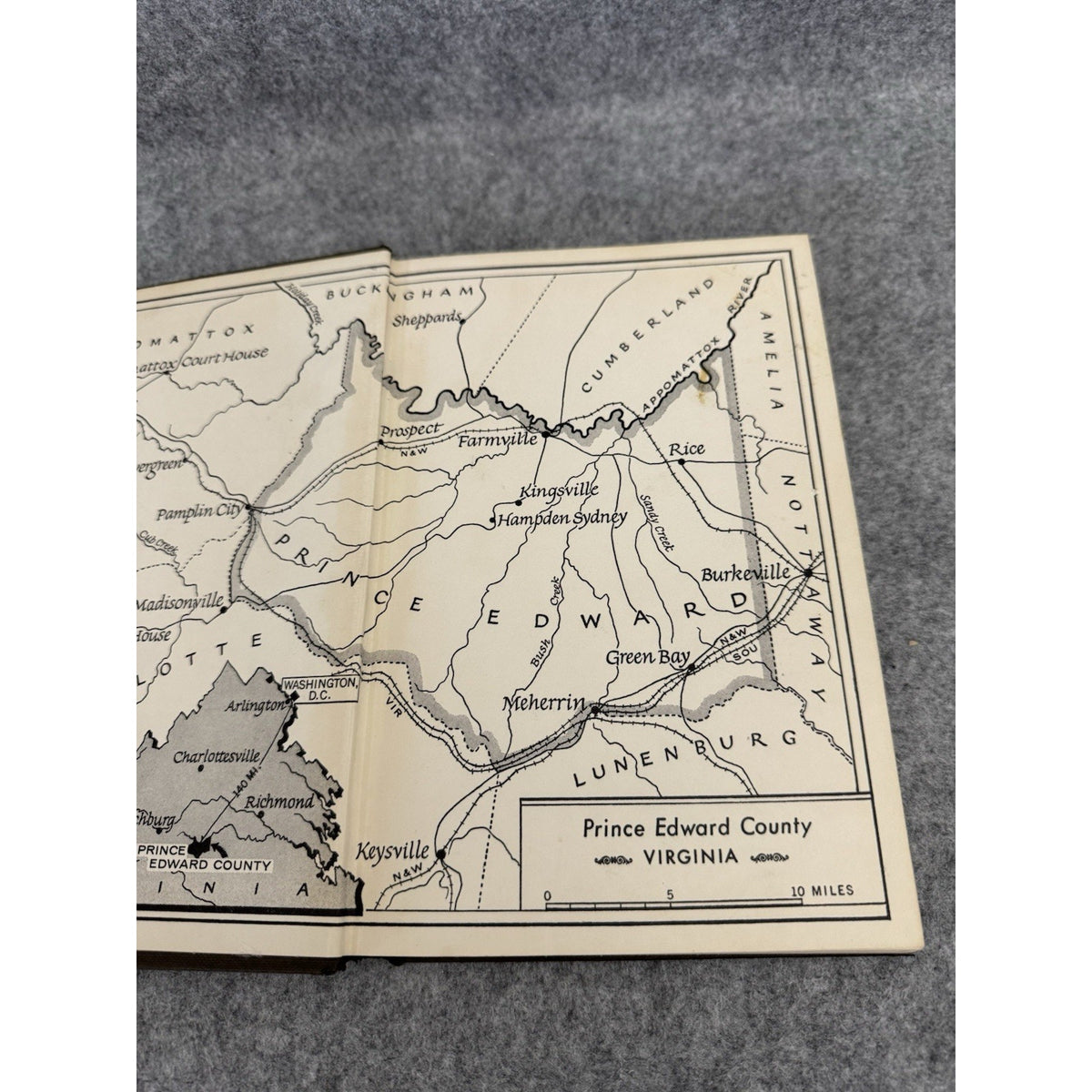 Bound for Freedom 1965 1st Edition Neil V. Sullivan HC Prince Edward Virginia