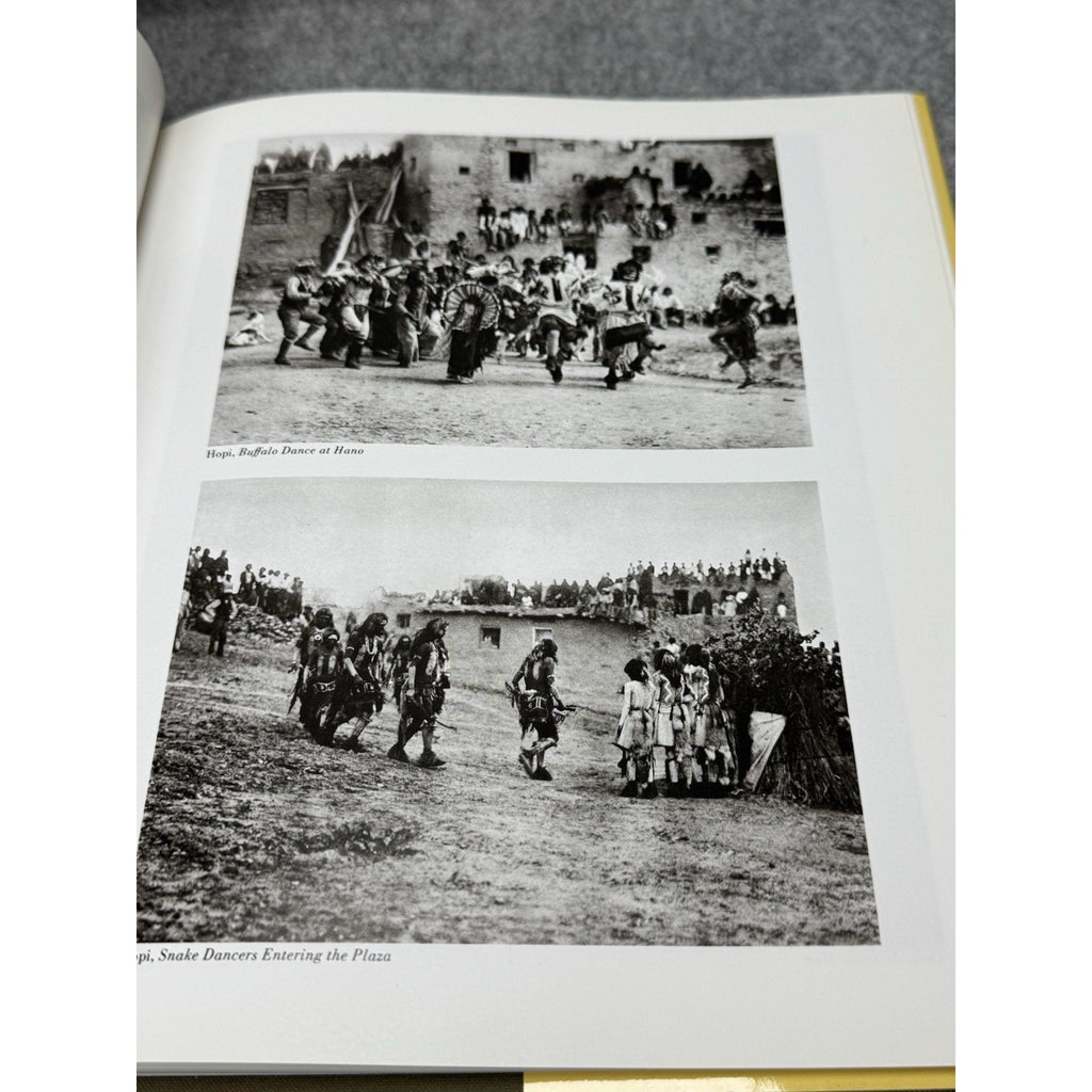 1972 North American Indians Edward S Curtis Photographs Aperture Hardcover DJ