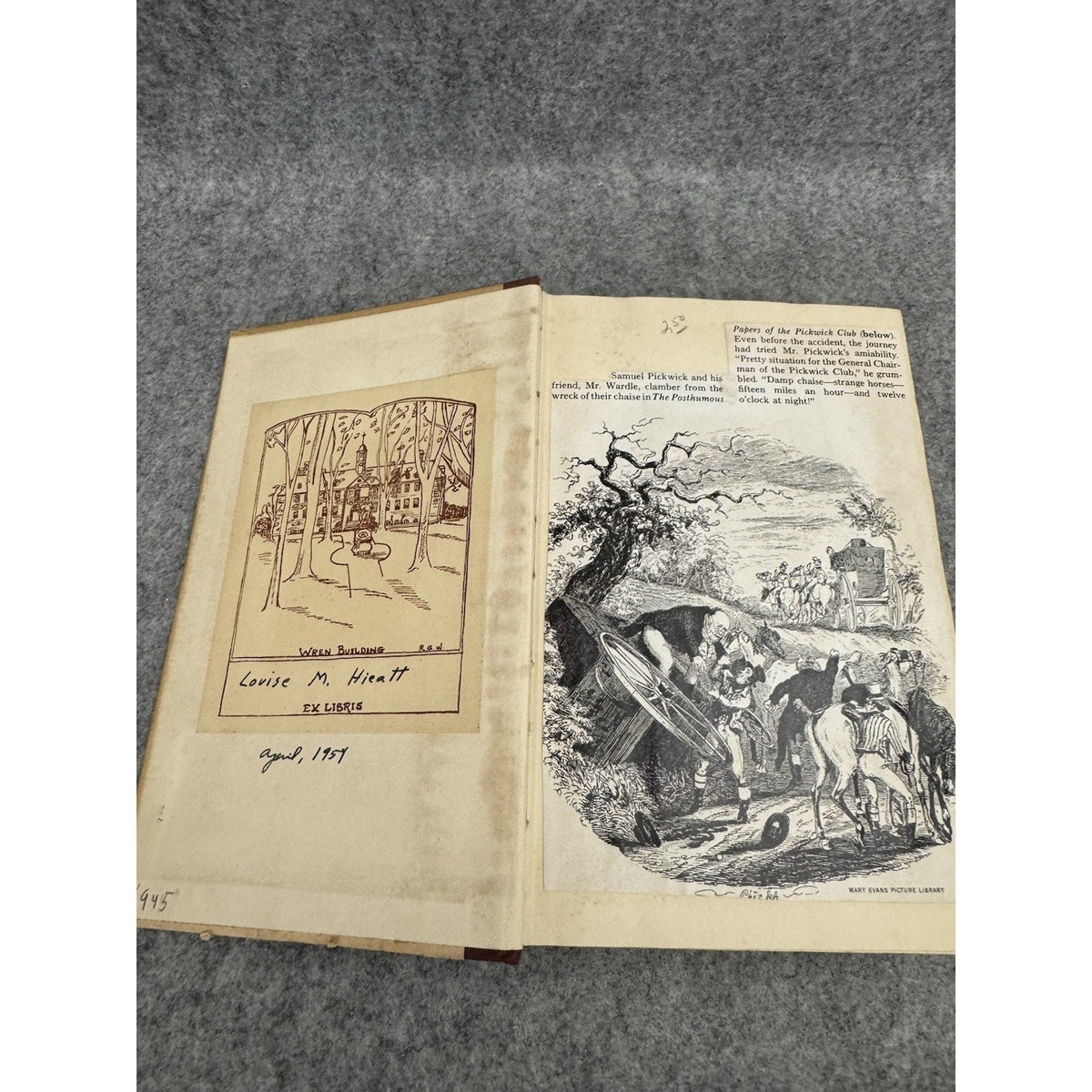 1943 The Posthumous Papers of the Pickwick Club Dickens HC ML