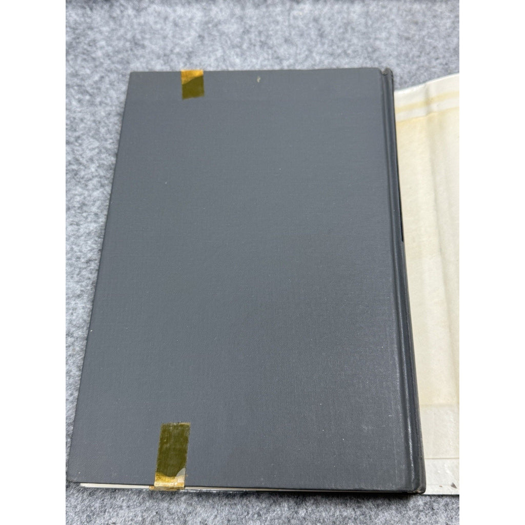 Tornadoes of the United States Snowden D Flora 1973 HC DJ Weather History
