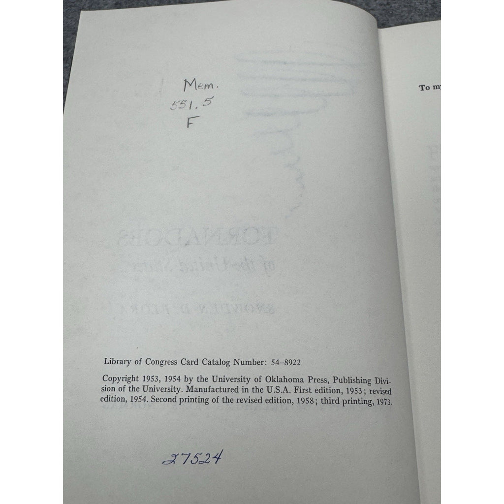Tornadoes of the United States Snowden D Flora 1973 HC DJ Weather History