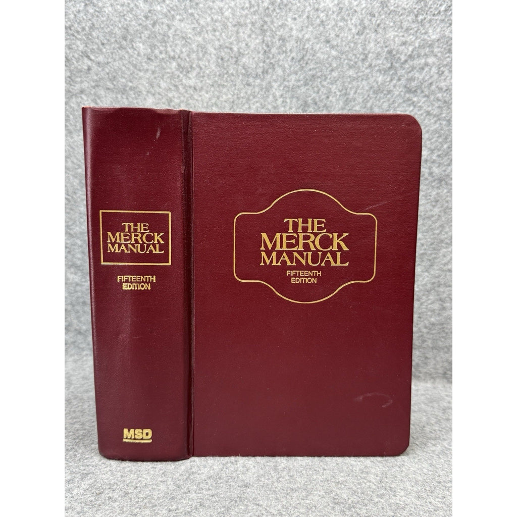 The Merck Manual Diagnosis Therapy 15th Edition 1987 First Printing Medical