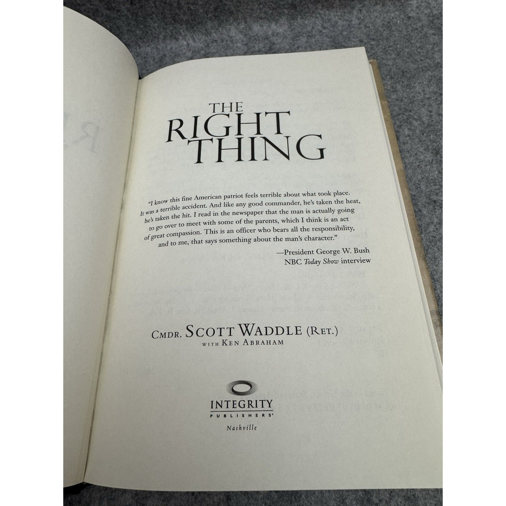 The Right Thing Scott Waddle Signed HC 2002 USS Greeneville Navy