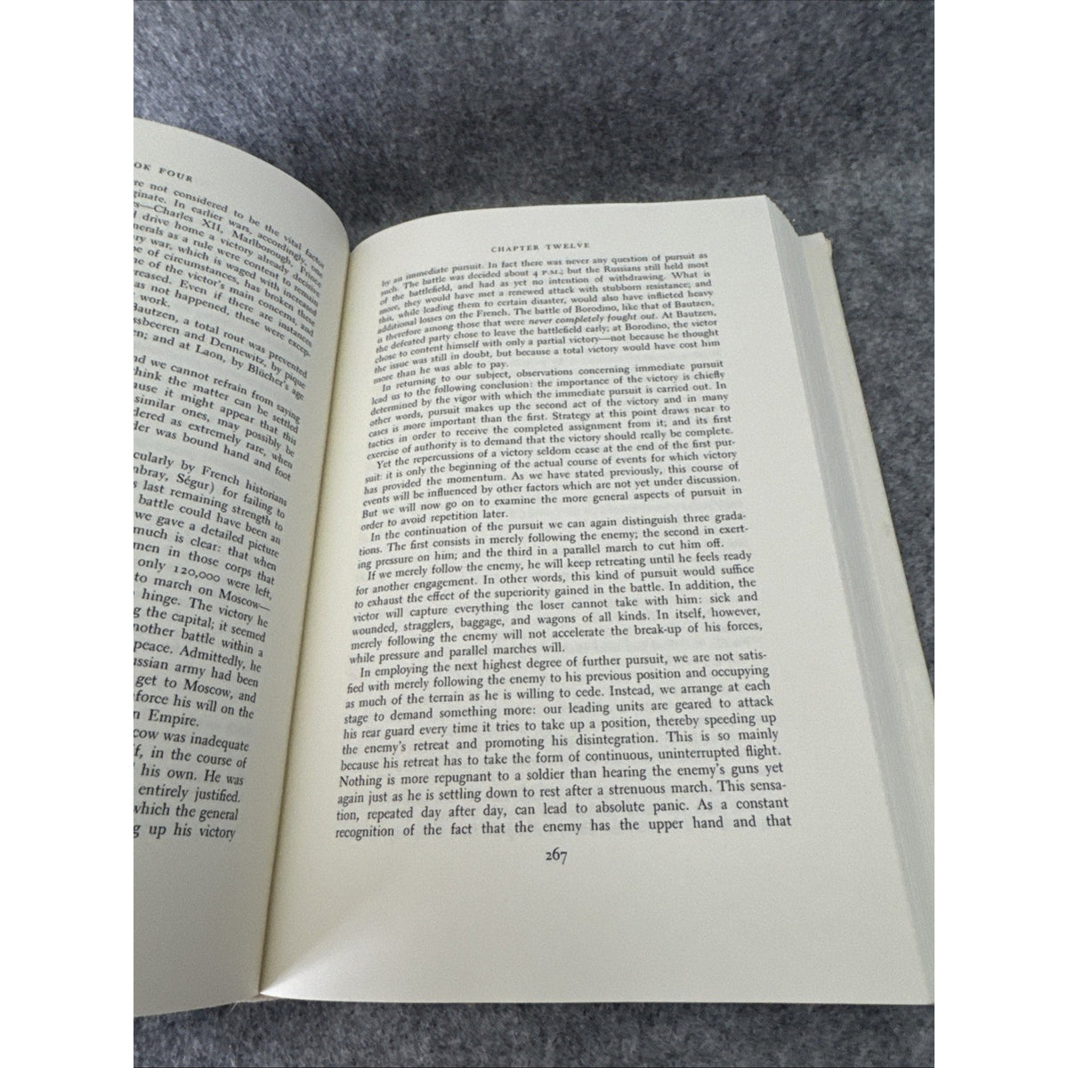 On War Carl von Clausewitz HCDJ 1976 Princeton University Press 1st edition
