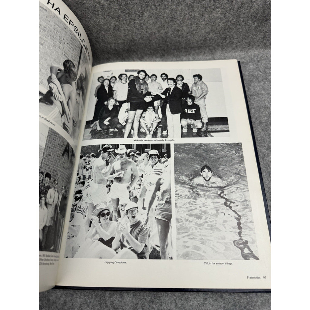 1982 Yellow Jacket Randolph-Macon College Ashland VA Yearbook HC