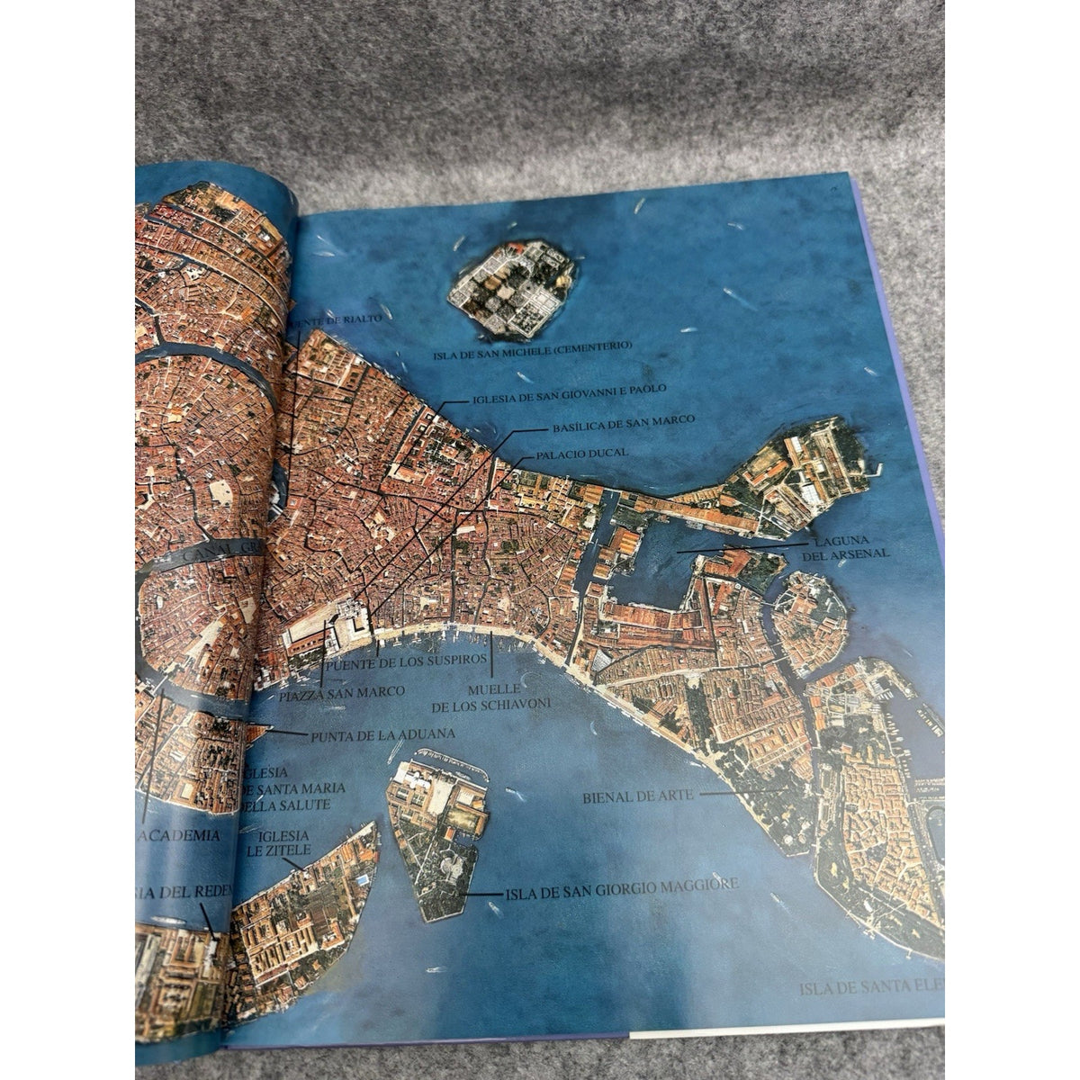 Venecia Lugares e Historia Danilo Reato HC 2003 Spanish Photo History