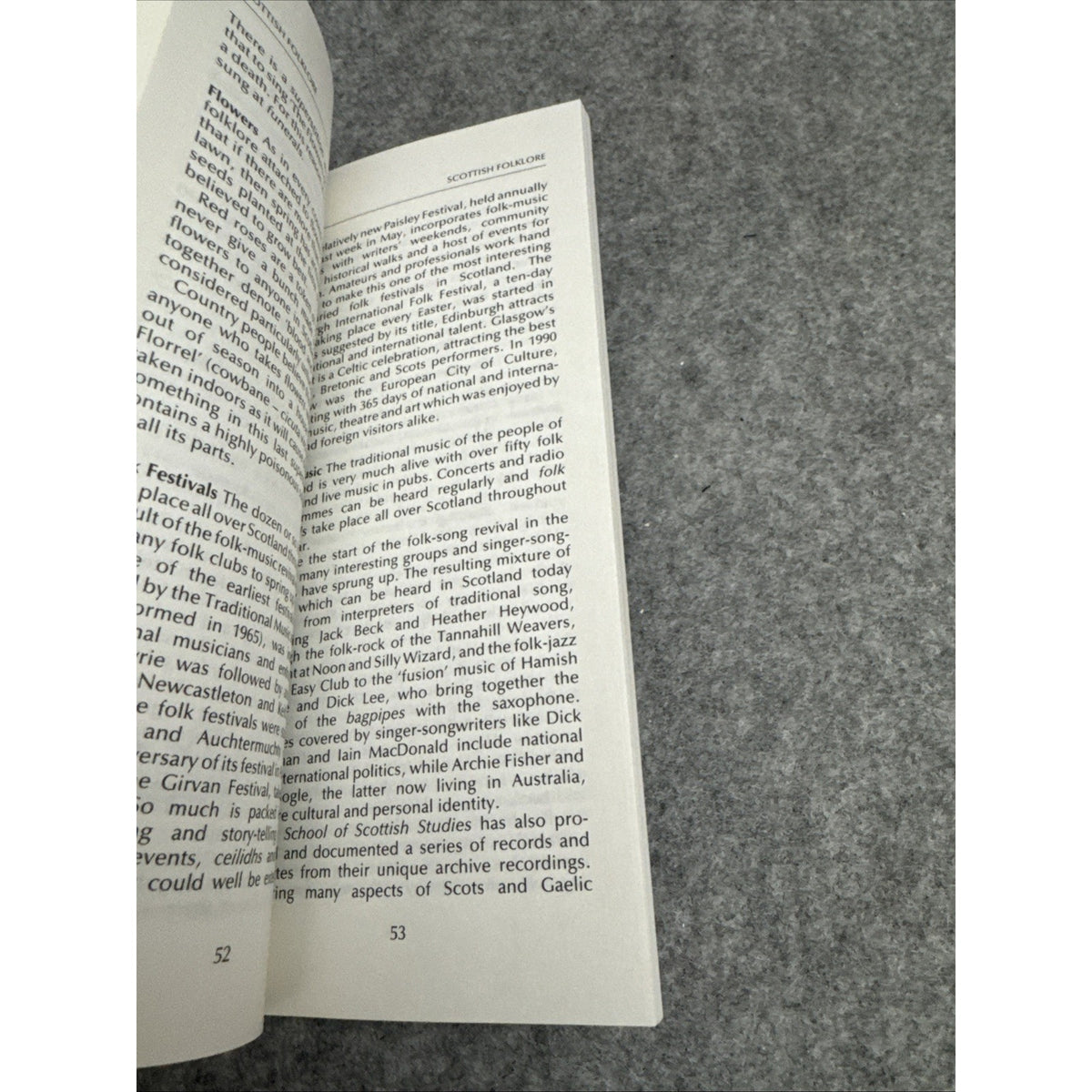 Scottish Folklore (Chamber Mini G... by Williams, Isobel E. Paperback / softback