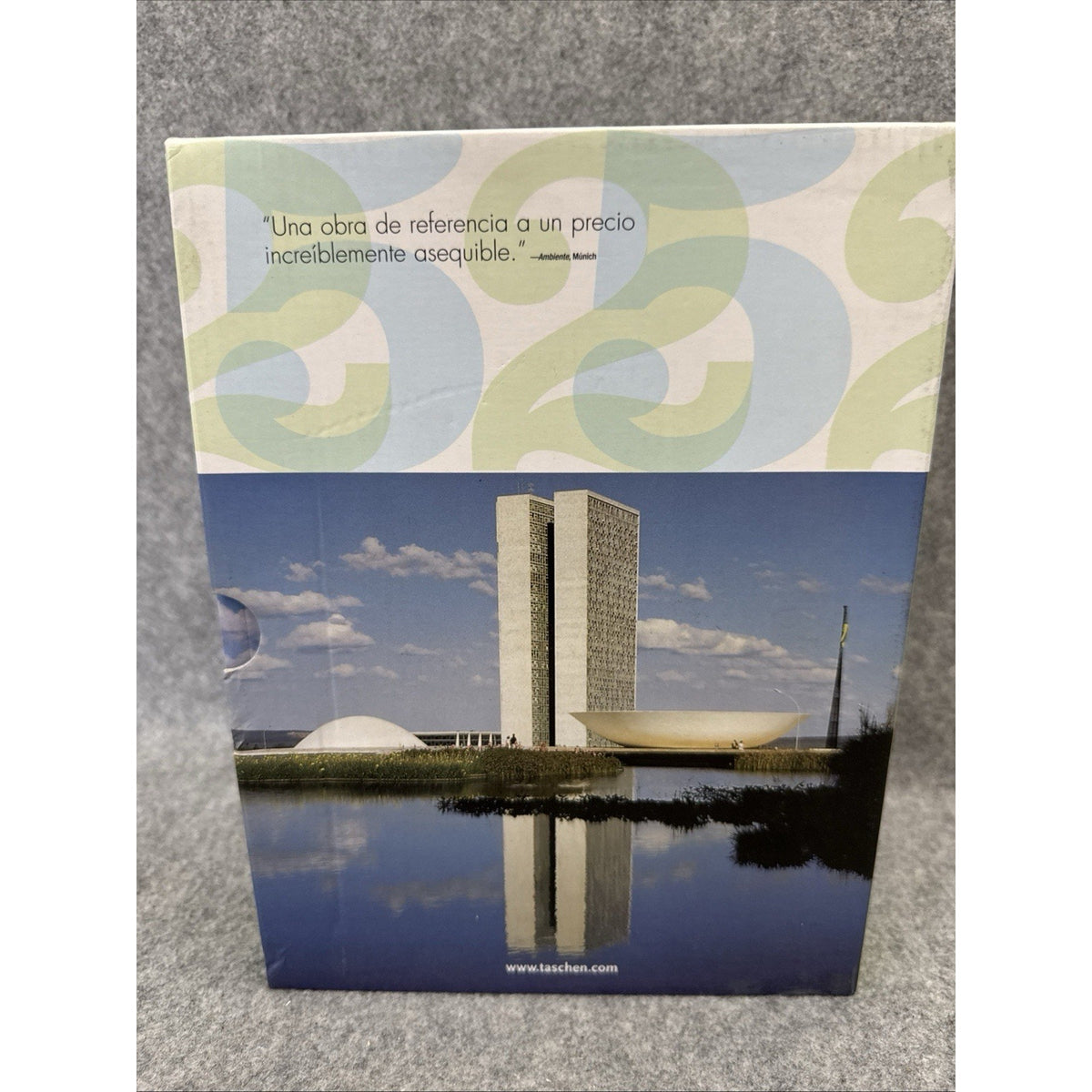 Architecture in the 20th Century (Midi S.), Gabriele Leuthauser