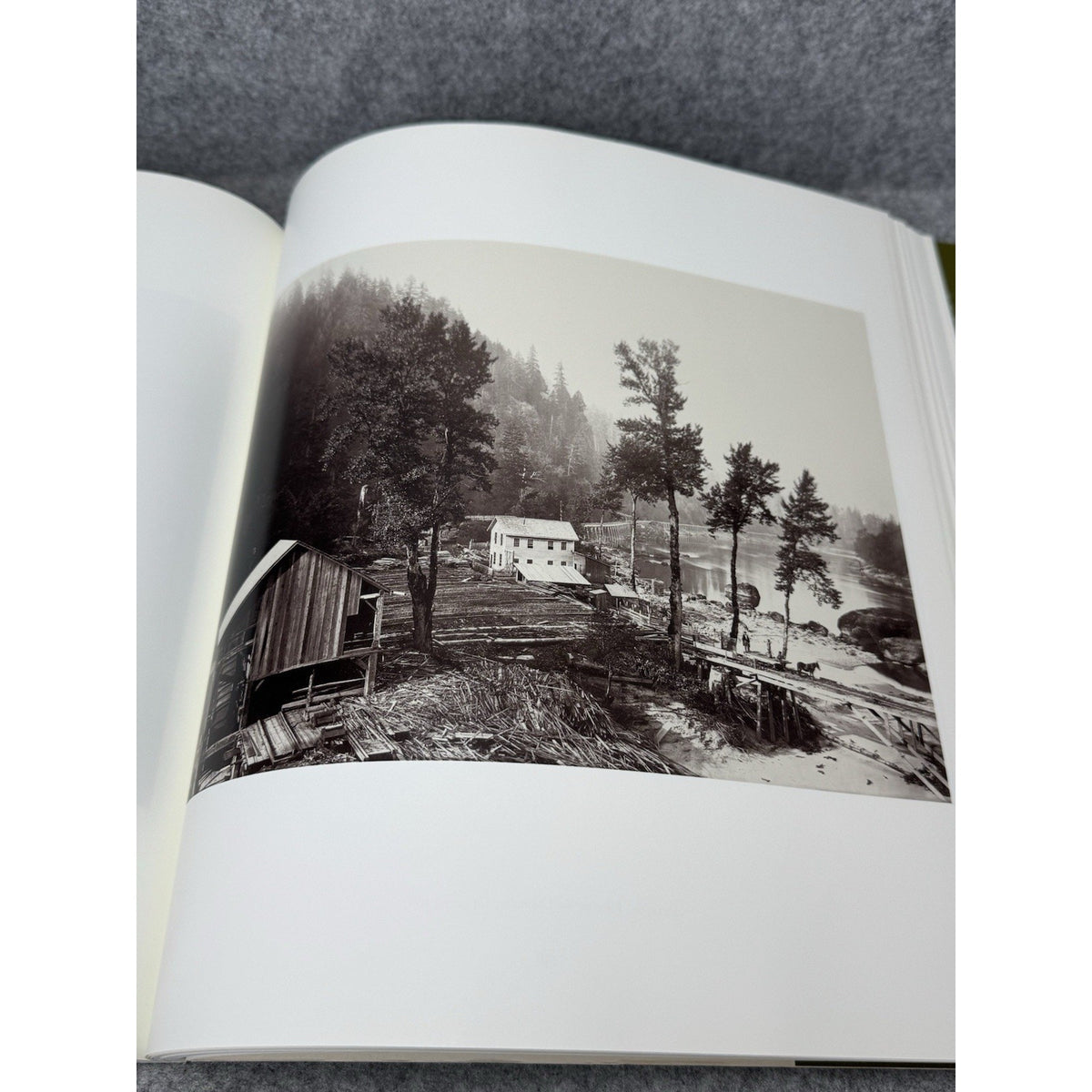Carleton Watkins The Art of Perception 1999 Photography Yosemite Softcover
