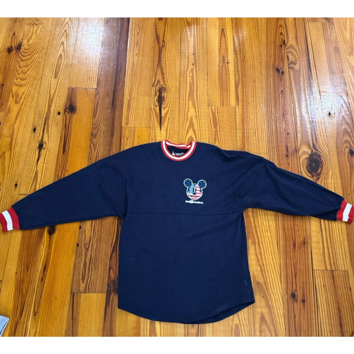 2019 Walt Disney World Spirit Jersey XS Americana Mickey Mouse Navy USA Flag