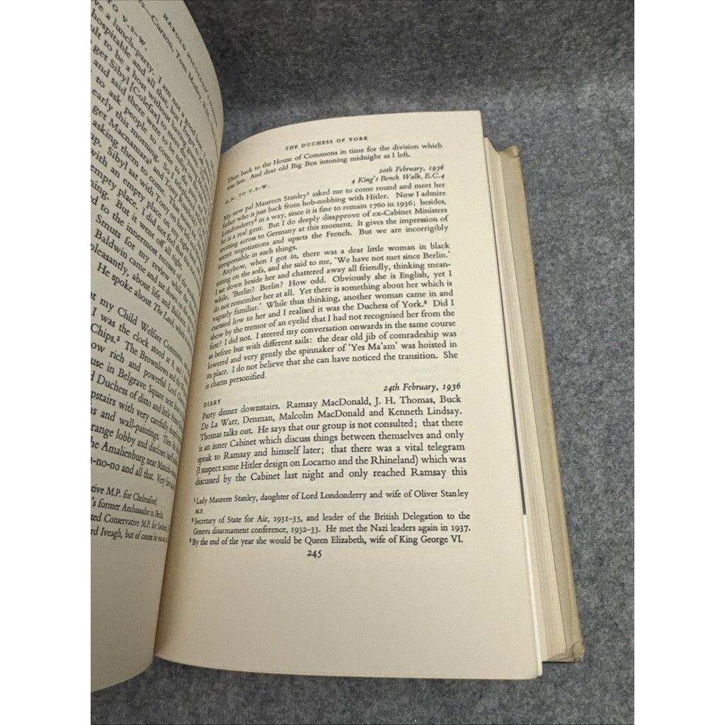 Diaries & Letters 1930-1939 Harold Nicholsen 1966 Atheneum HCDJ