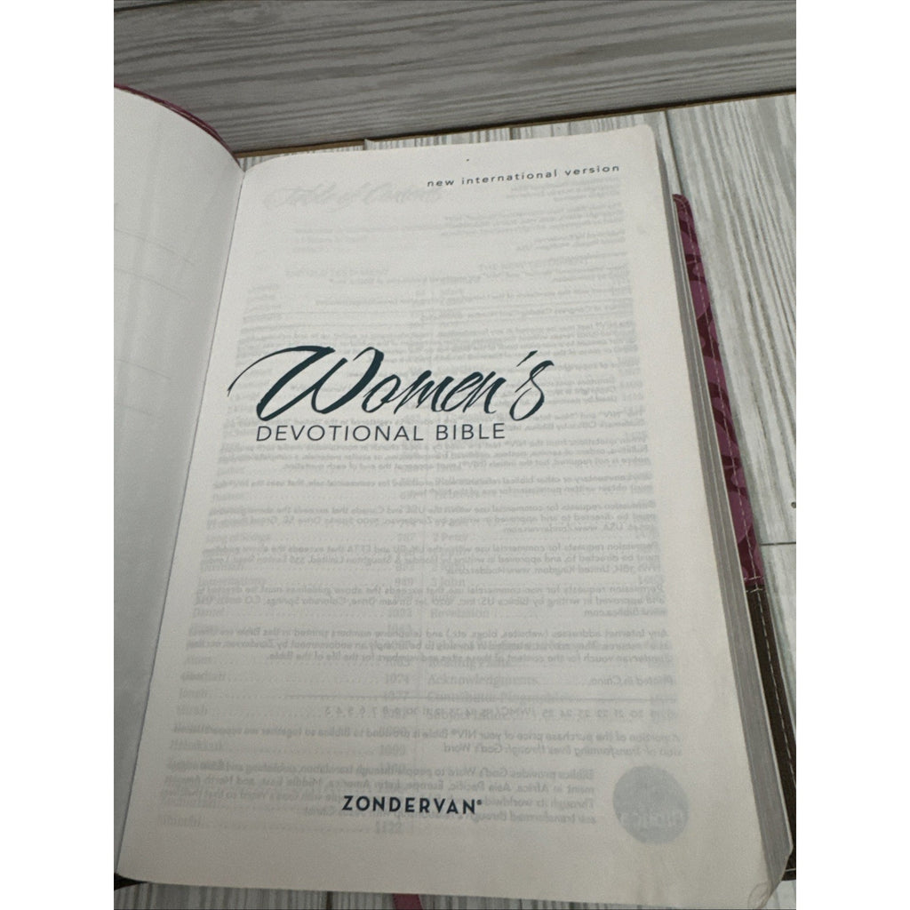 NIV, Women's Devotional Bible, Large - Imitation Leather, by Zondervan - Good