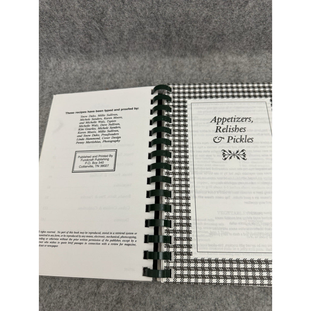 A Taste of Hope Cookbook Hope Lutheran Church Virginia Beach VA 1997