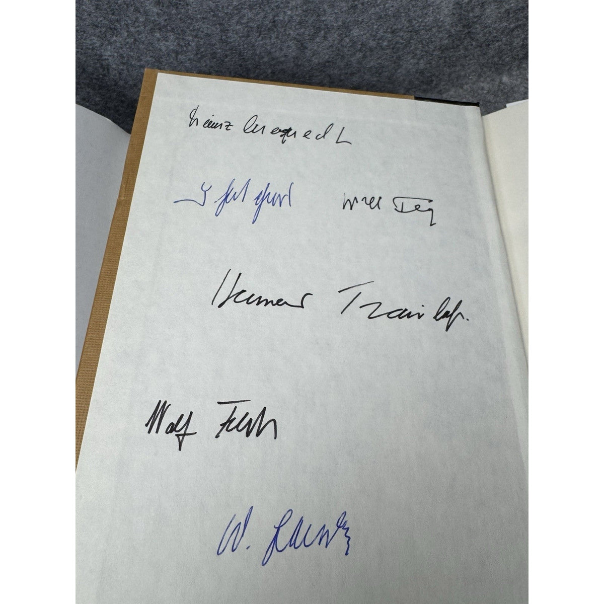 Campaign in Russia Leon Degrelle Signed 19 Autographs Hartmann Galland Rall 1986
