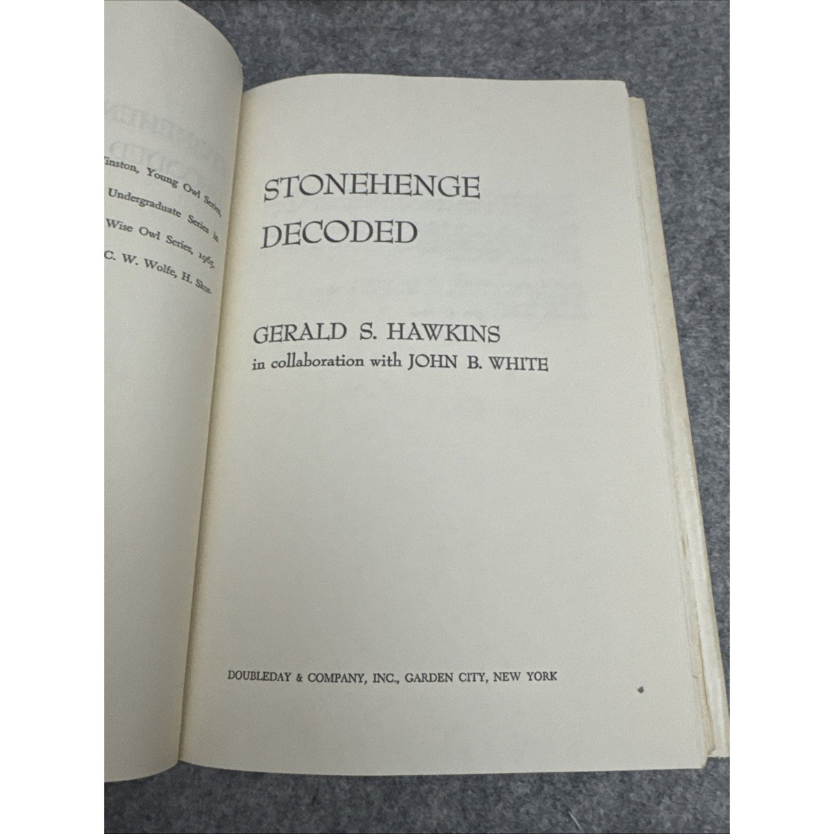 STONEHENGE DECODED Gerald Hawkins Vintage 1965 HB DJ