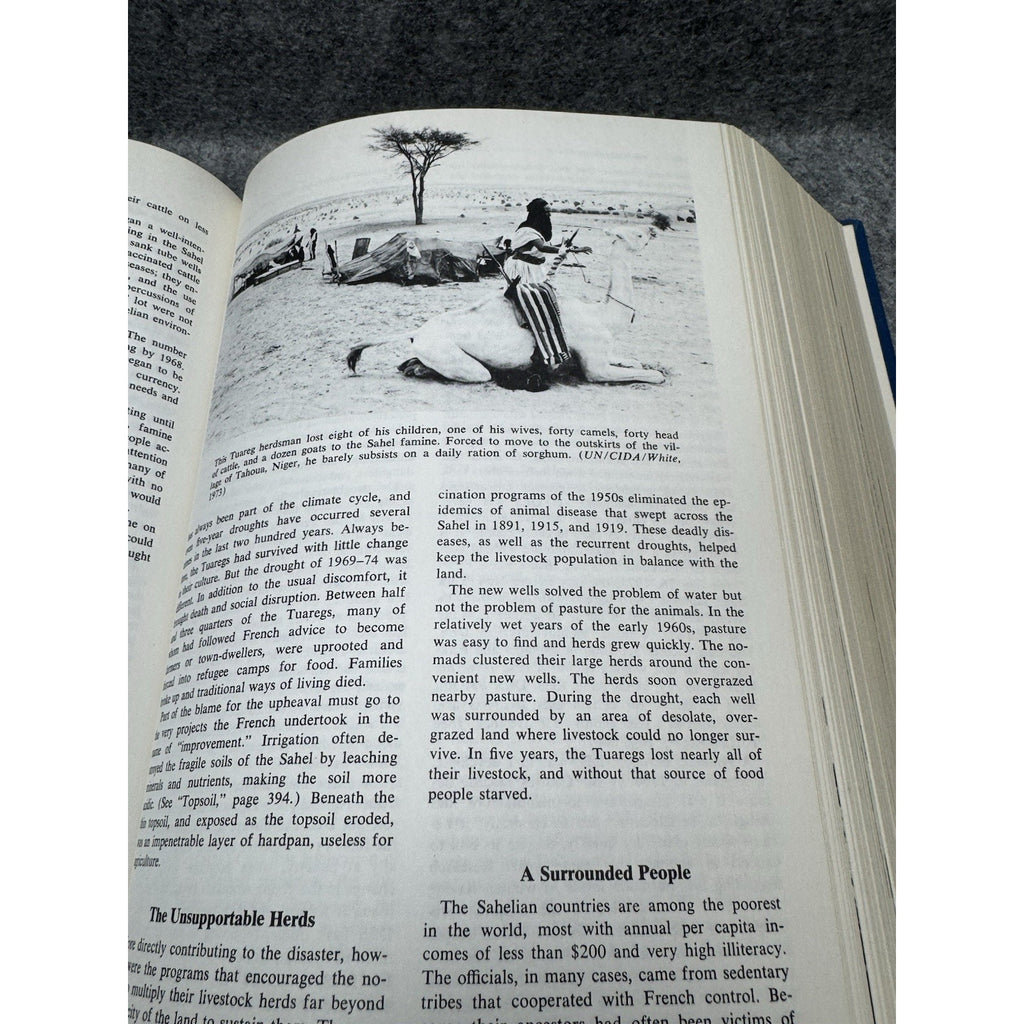 The Cousteau Almanac Jacques-Yves Cousteau 1981 Hardcover Ocean Ecology