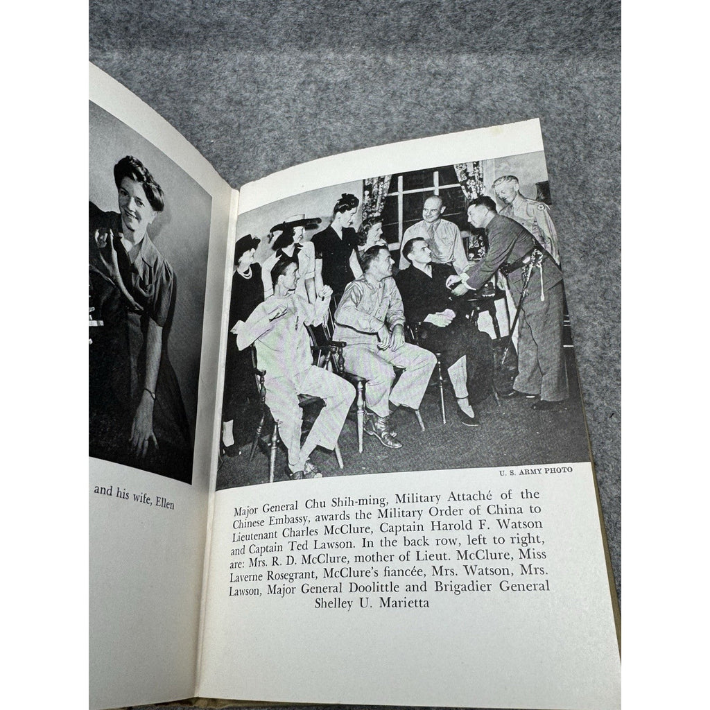 Thirty Seconds Over Tokyo WWII Signed Doolittle Pappy Boyington Saburo Sakai