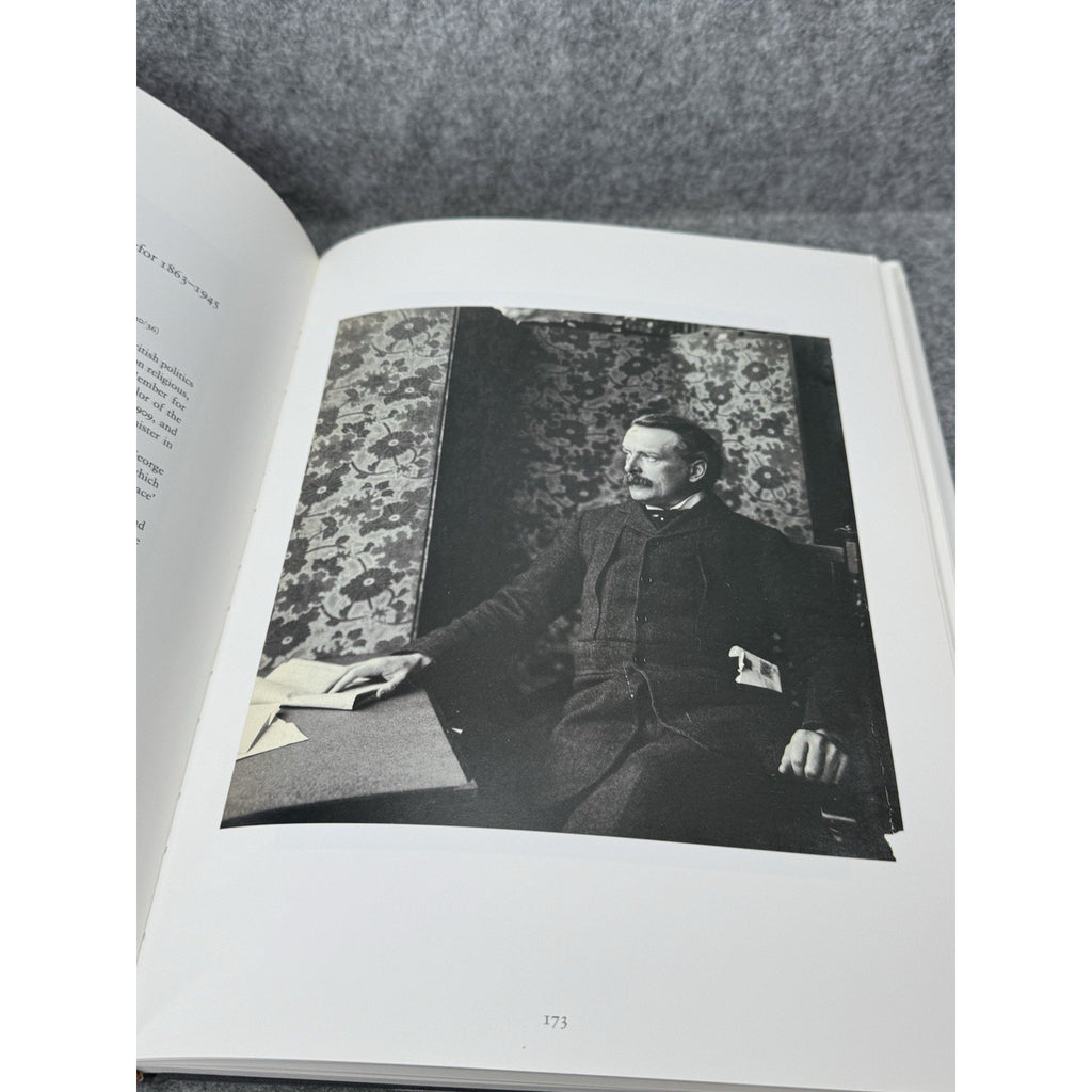 1989 Camera Portraits Malcolm Rogers National Portrait Gallery Hardcover DJ