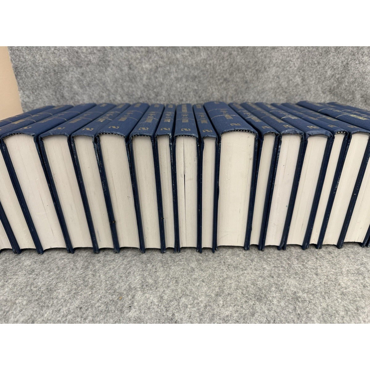 New International Biblical Commentary NIBC 19 Vol HC Lot Hendrickson VG