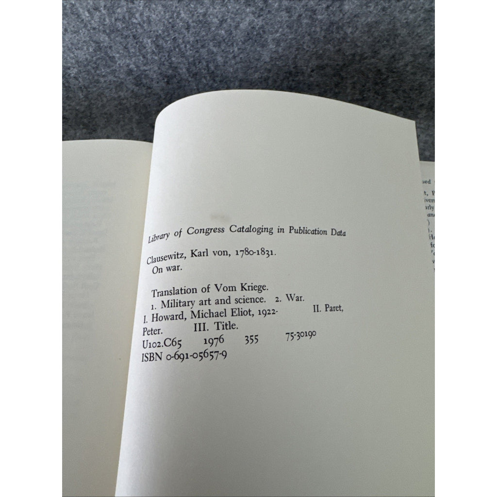 On War Carl von Clausewitz HCDJ 1976 Princeton University Press 1st edition