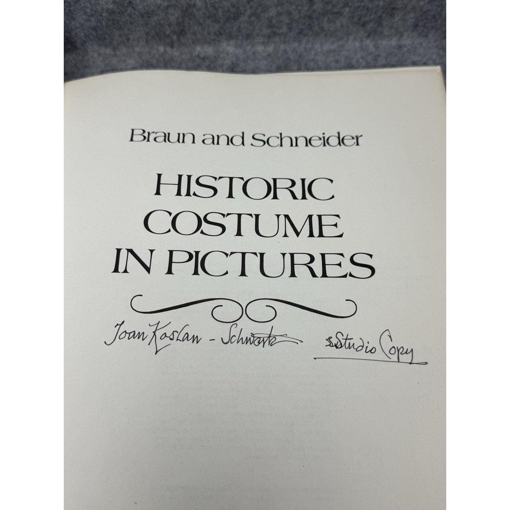 Historic Costume in Pictures 1975 Braun Schneider Studio Copy 125 Plates