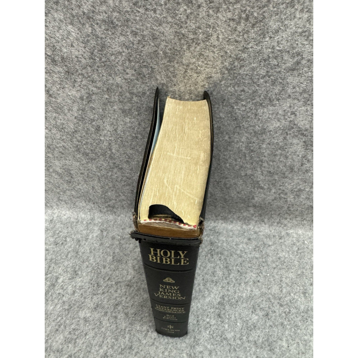 NKJV Holy Bible Giant Print Red Letter References Concordance Thomas Nelson