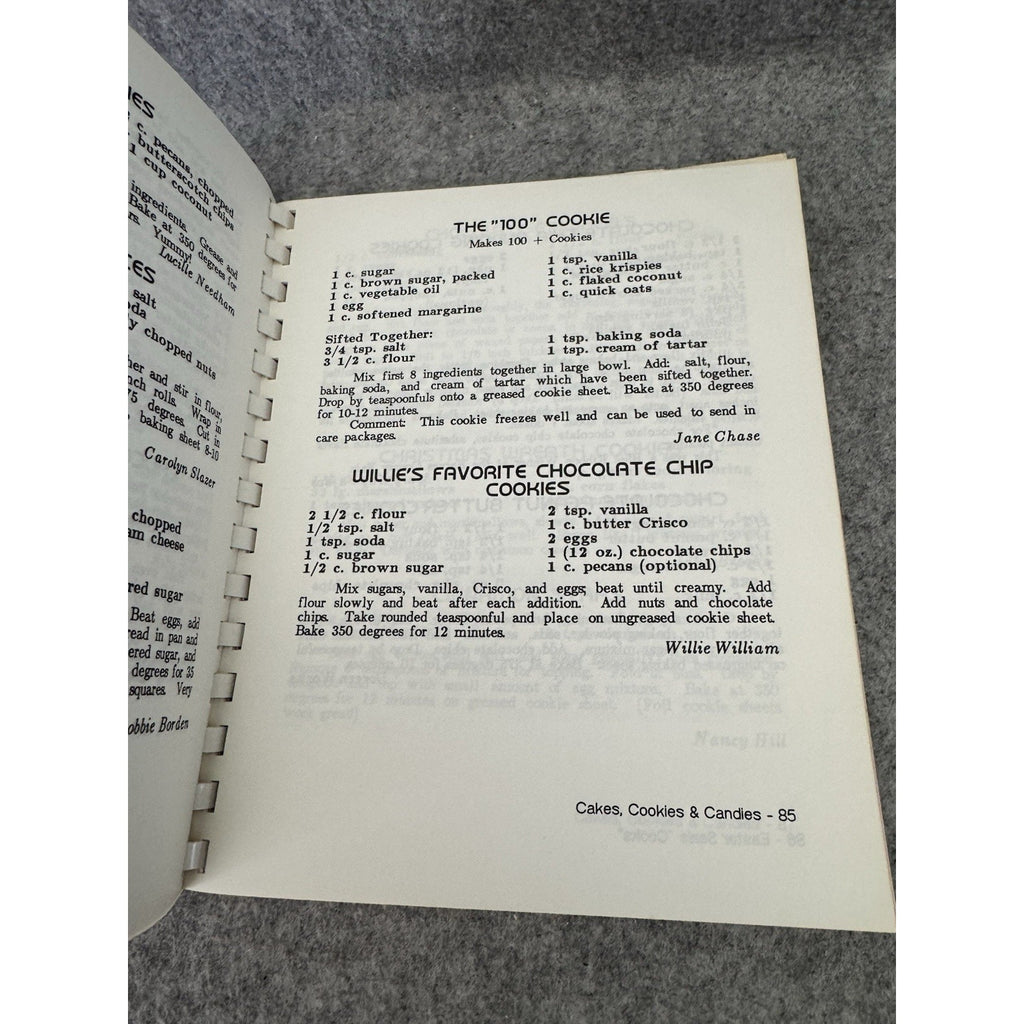 1989 Easter Seals Cooks Cookbook San Antonio TX Spiral Bound Recipes