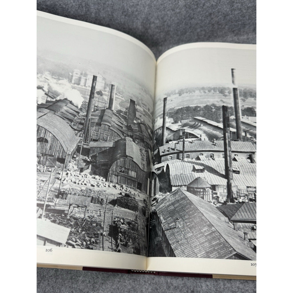 1979 The Russian Empire Chloe Obolensky First Edition HC DJ Photo History