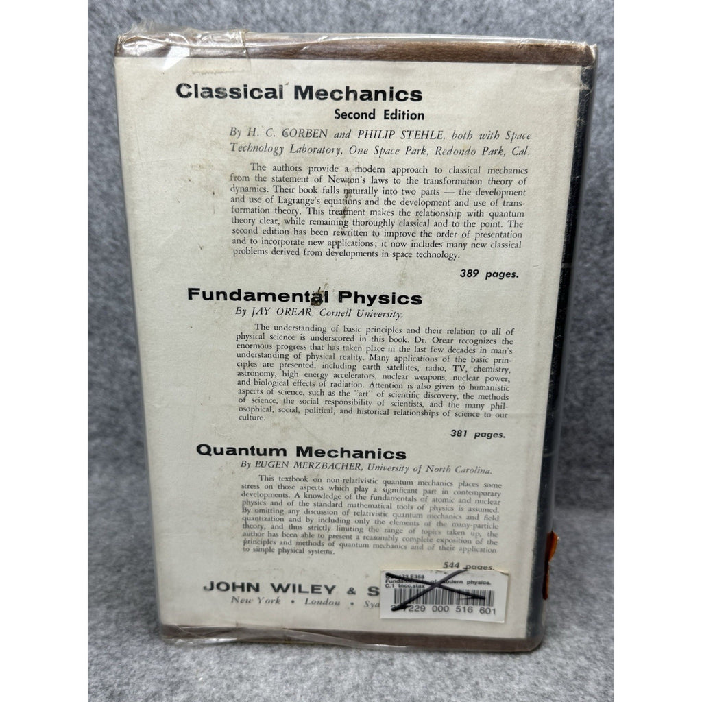 Fundamentals of Modern Physics Robert Eisberg 1966 6th Printing HC DJ