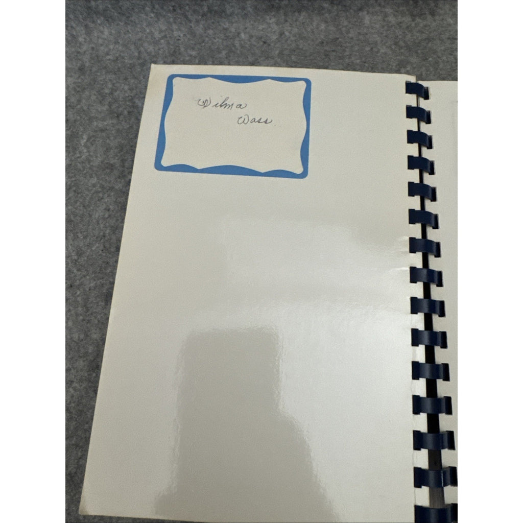 Tastes Of Love Cookbook. New Sharon, Iowa Of Rachel Circle. 1993 First Edition