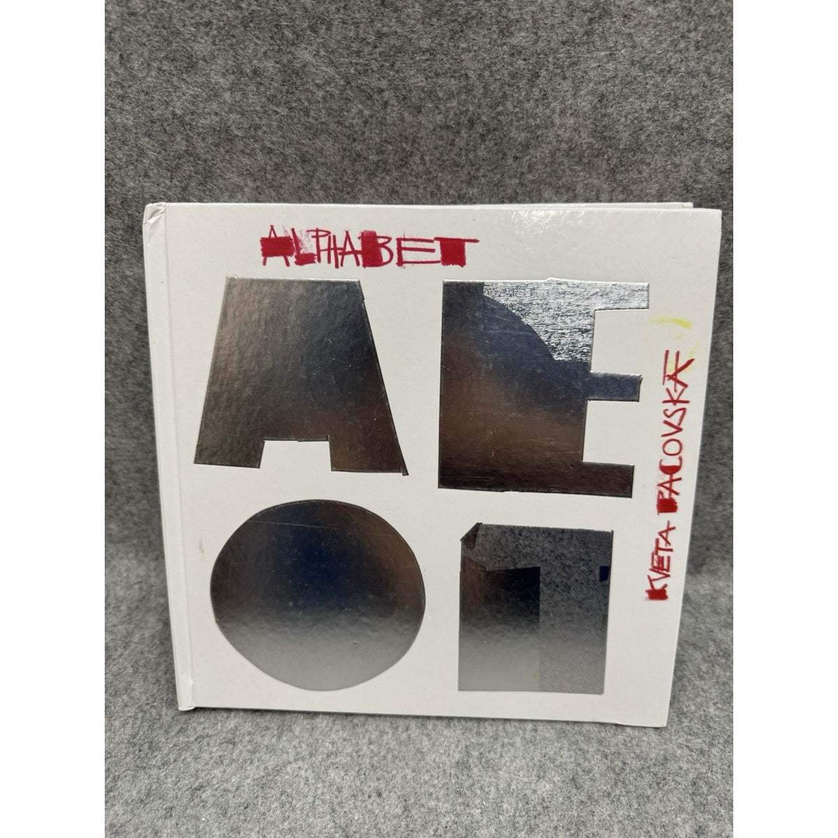 Alphabet by Kveta Pacovska HC Pop-Up Art Book 2012 Tate Abrams