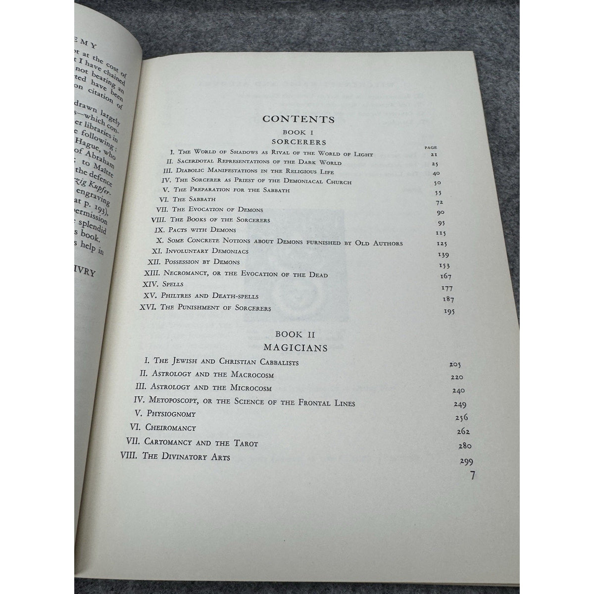 1958 Witchcraft Magic & Alchemy De Givry 1st American HC DJ Unclipped Occult