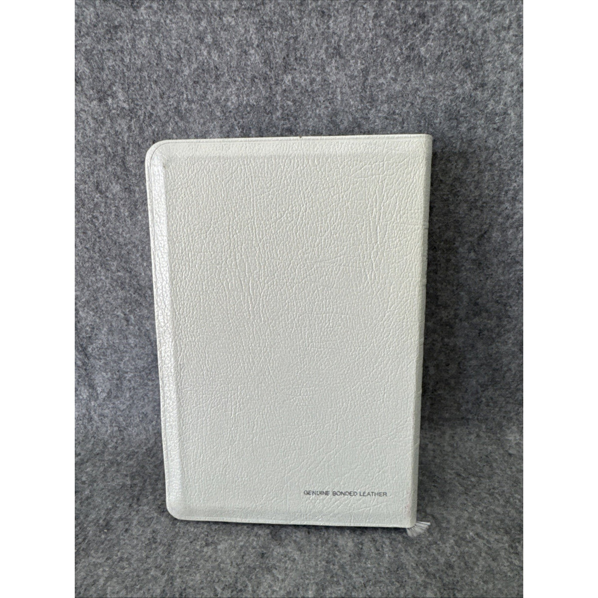 Nelson Holy Bible Reference White Bonded Leather 7.75x5.5” Red Letter