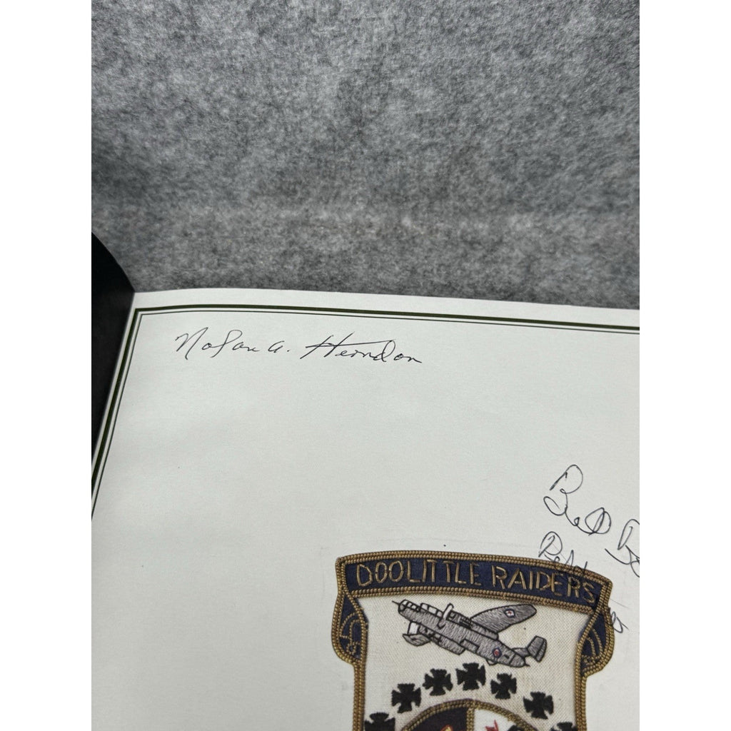 Doolittle Raiders 2002 60th Reunion Program Signed Charlie Duke Bower Thatcher