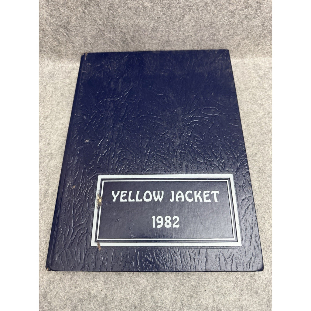 1982 Yellow Jacket Randolph-Macon College Ashland VA Yearbook HC