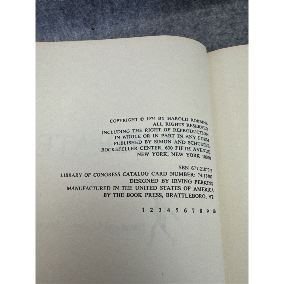 THE PIRATE by Harold Robbins 1974 HC/DJ 1st Edition 1st Printing + Cover