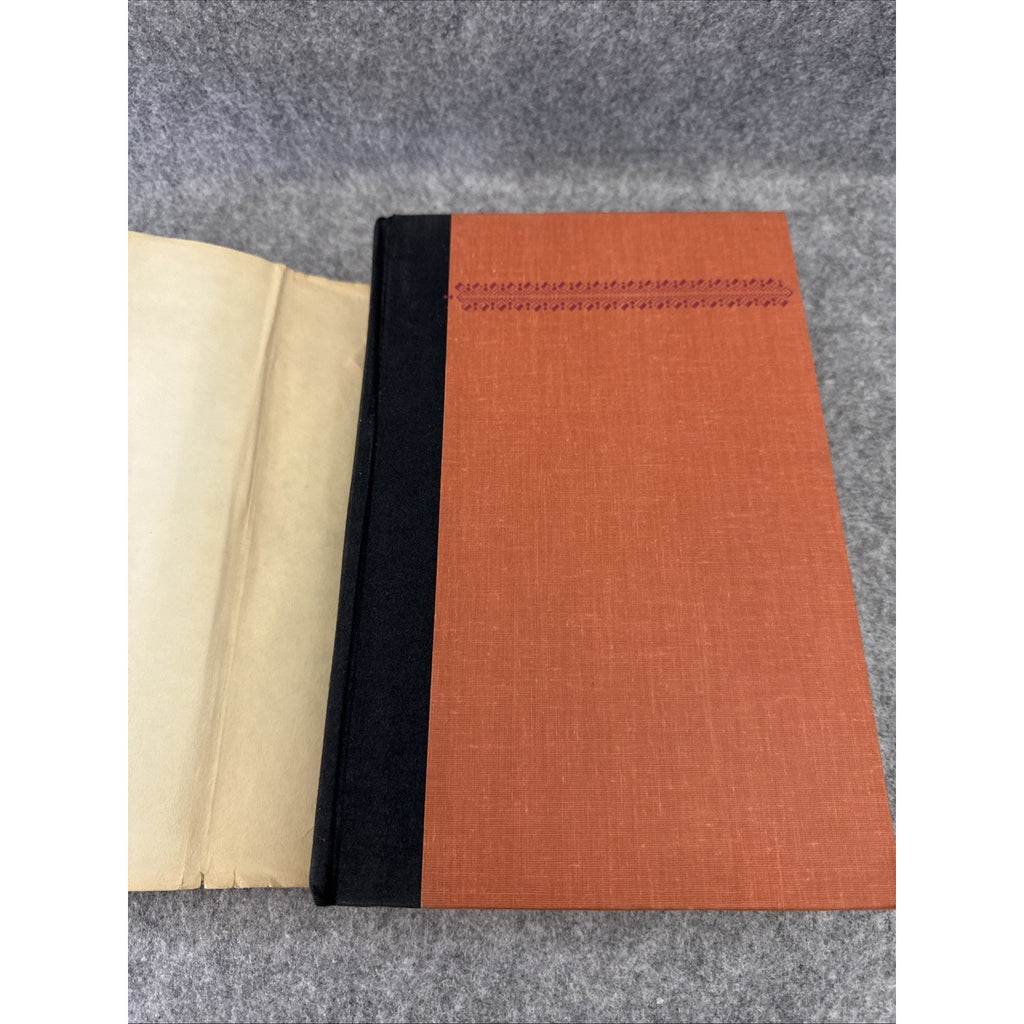 Bury My Heart At Wounded Knee Dee Brown 1971 Hard Cover W/ Dust Jacket 7th Print
