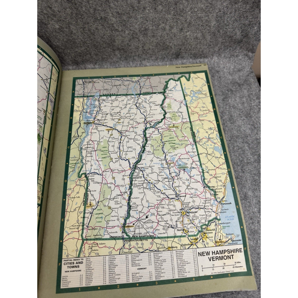 Universal Large Print Road Atlas USA Canada Mexico Vintage Map Book