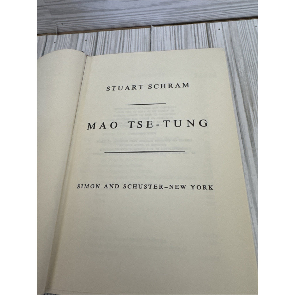 Mao Tse-Tung by Stuart Schram HC 1966 First Printing China
