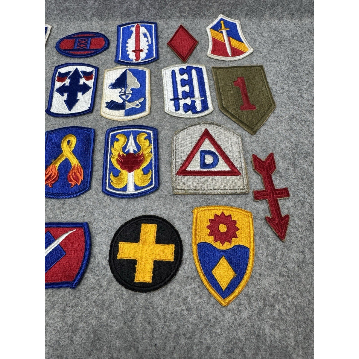 23 Vintage US Army Patches Lot Big Red One Infantry Divisions Brigade Insignia