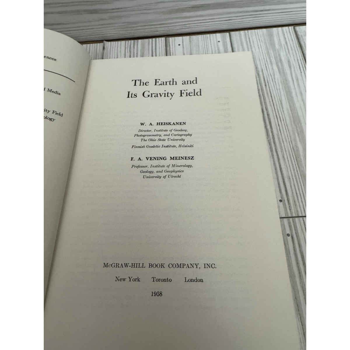 The Earth and Its Gravity Field Heiskanen 1958 McGraw Hill Geodesy HC